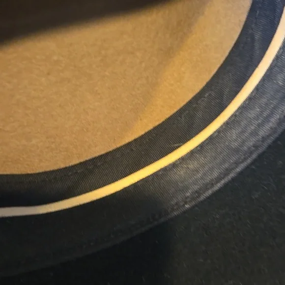 Rag & Bone New York 100% Wool Stylish Hat - Picture 9 of 12